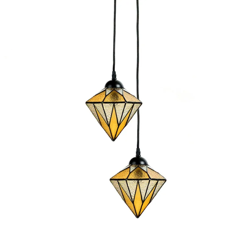 Gruppe aus zwei/drei Hängeleuchten mit gelben Tiffany-Gläsern Heute Kaufen
