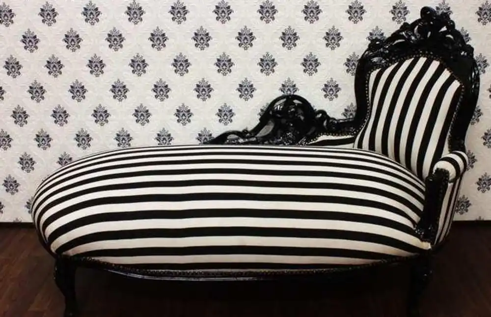 Jetzt Zugreifen Casa Padrino Barock Chaiselongue Schwarz/Weiß Streifen / Schwarz - Barock Recamiere