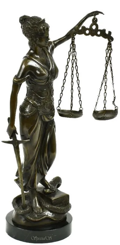 Sonderaktion Casa Padrino Luxus Dekofigur Justitia Antik Bronzefarben / Schwarz 21 x 11 x H. 43 cm - Bronzefigur mit Marmorsockel - Deko Accessoires