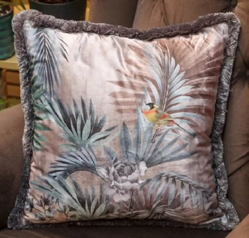 Casa Padrino Luxus Deko Kissen Pflanzen & Vögel Mehrfarbig 45 x 45 cm - Bedrucktes Samt Kissen mit Fransen - Luxus Kollektion Geprüft