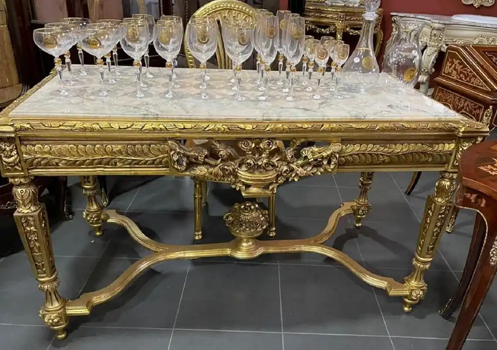 Wochenendangebot Casa Padrino Barock Esstisch Gold / Weiß - Rechteckiger Massivholz Esszimmertisch mit Marmorplatte - Esszimmer Möbel im Barockstil - Barock Möbel - Edel & Prunkvoll