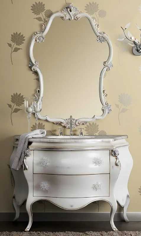 Casa Padrino Luxus Barock Badezimmer Set Weiß / Silber - 1 Barock Waschtisch & 1 Barock Wandspiegel - Luxus Badezimmer Möbel im Barockstil - Barock Möbel - Luxus Qualität - Made in Italy Sofort Bestellen
