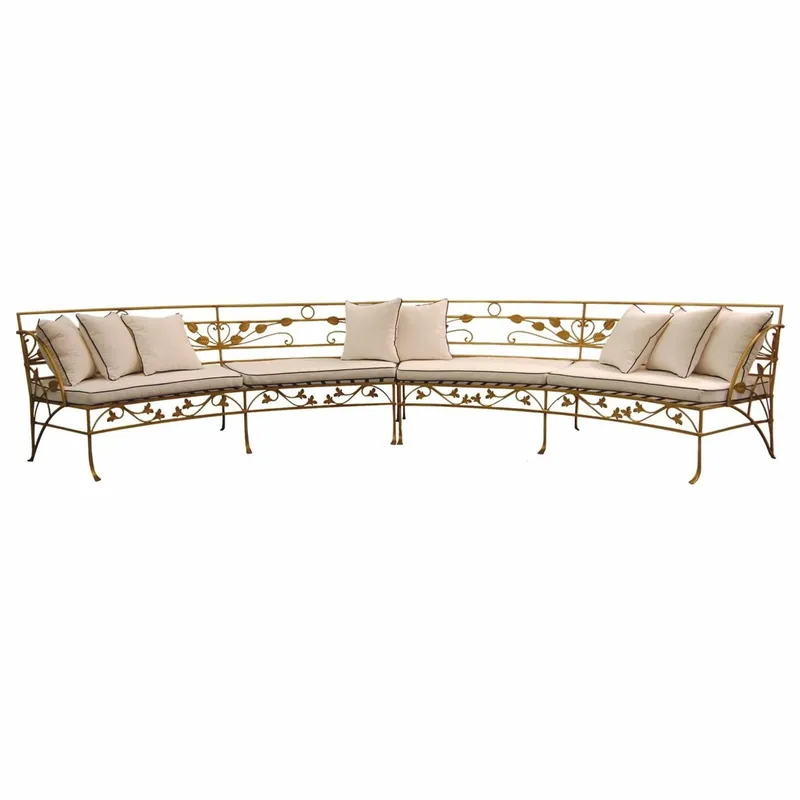 Saisonangebot Casa Padrino Luxus Jugendstil Schmiedeeisen Sofa Gold / Creme 435 cm - Hotel & Garten Sofa