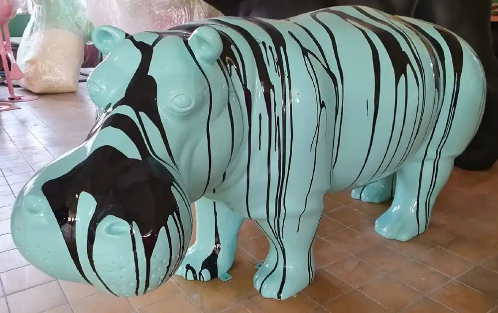 Direktkauf Casa Padrino XXL Deko Skulptur Nilpferd Mintgrün / Schwarz 175 cm - Lebensgroße Garten Deko Figur