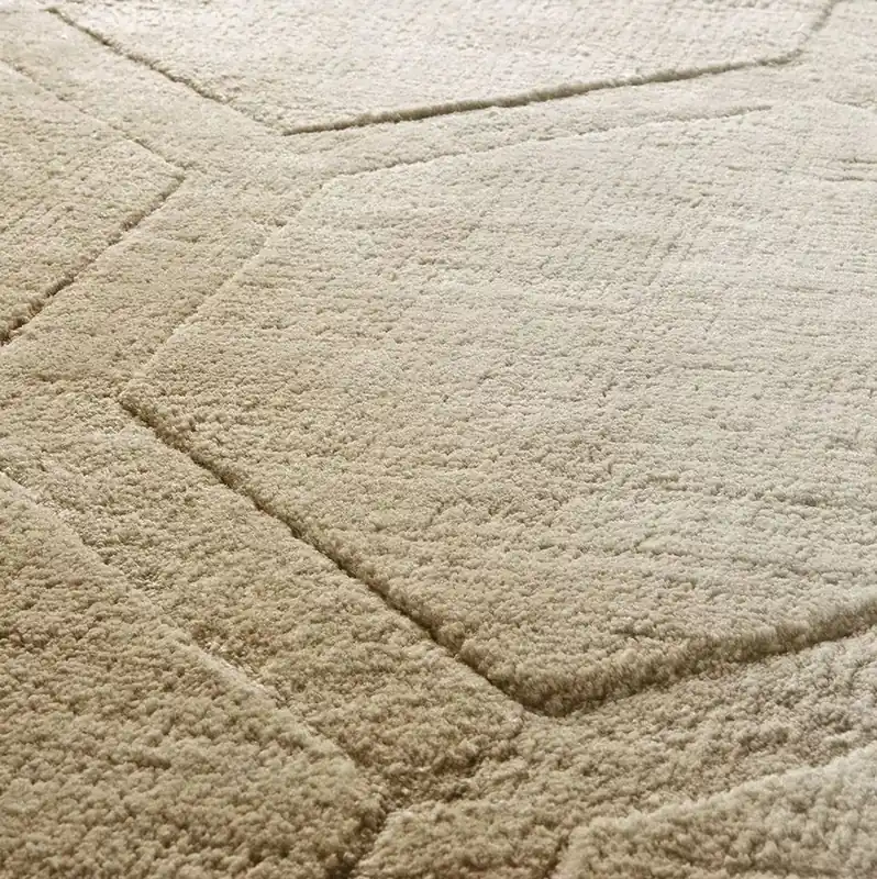 Saisonangebot Casa Padrino Luxus Viskose Teppich Beige 300 x 400 cm - Handgewebter Wohnzimmer & Hotel Teppich - Wohnzimmer Deko Accessoires - Luxus Qualität