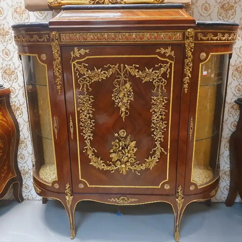 Online Kaufen Casa Padrino Barock Kommode mit Seitenglas Braun / Gold 145 cm - Möbel Schrank Sideboard