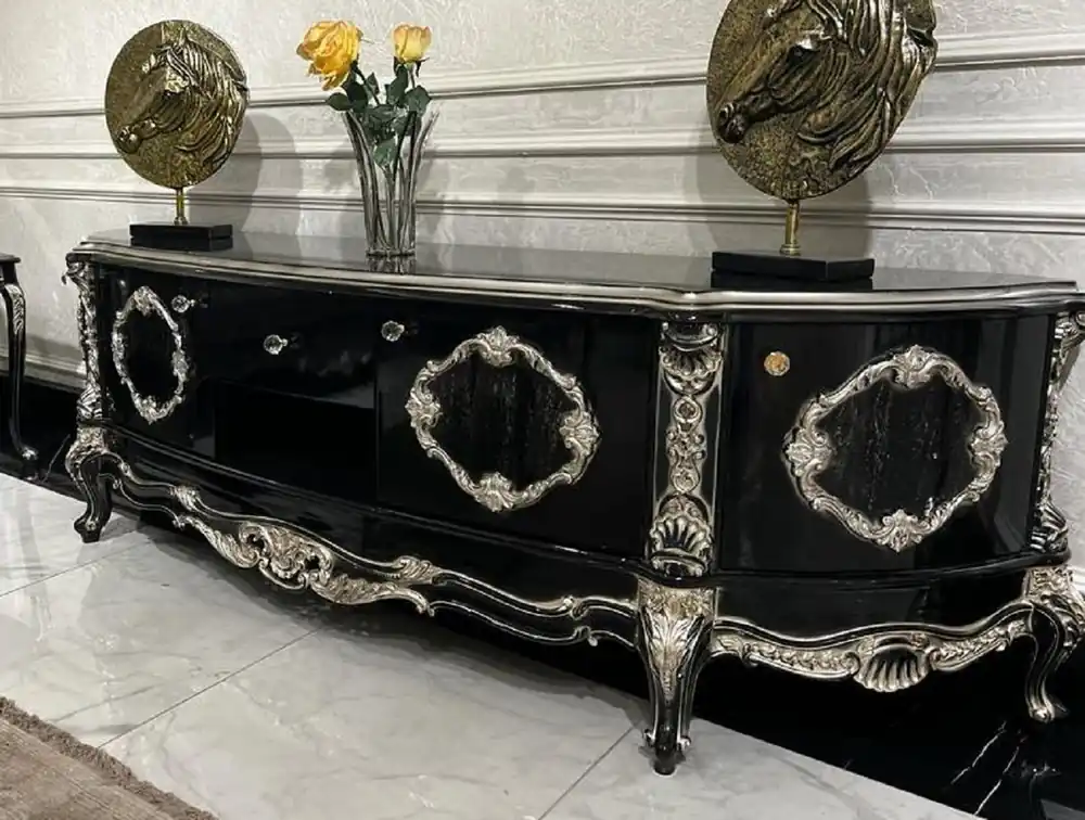 Im Trend Casa Padrino Luxus Barock Sideboard Schwarz / Silber - Prunkvoller Massivholz Schrank mit 4 Türen und Schublade - Barock Möbel - Edel & Prunkvoll
