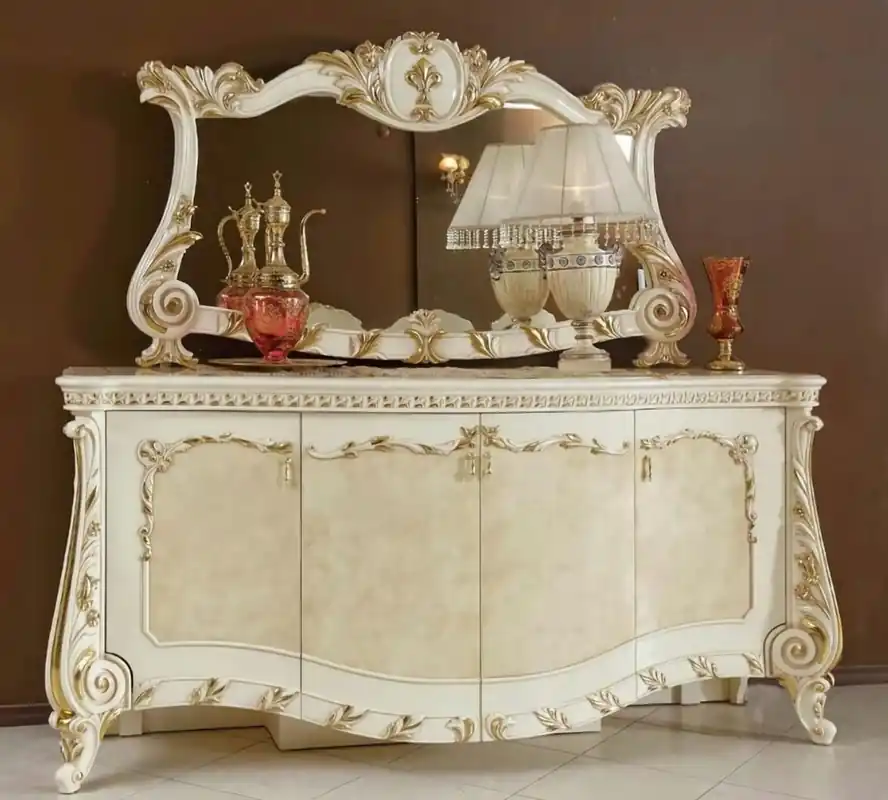Solange Der Vorrat Reicht Casa Padrino Luxus Barock Möbel Set Beige / Weiß / Gold - 1 Barock Sideboard mit 4 Türen & 1 Barock Wandspiegel - Handgefertigte Barock Möbel - Edel & Prunkvoll