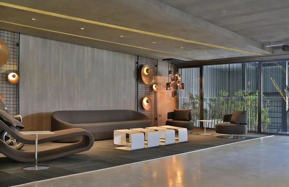 Casa Padrino Designer Sofa Grau 315 x 82 x H. 70 cm - Wohnzimmer Sofa - Loft Sofa - Hotel Sofa - Lobby Sofa - Luxus Qualität Günstig