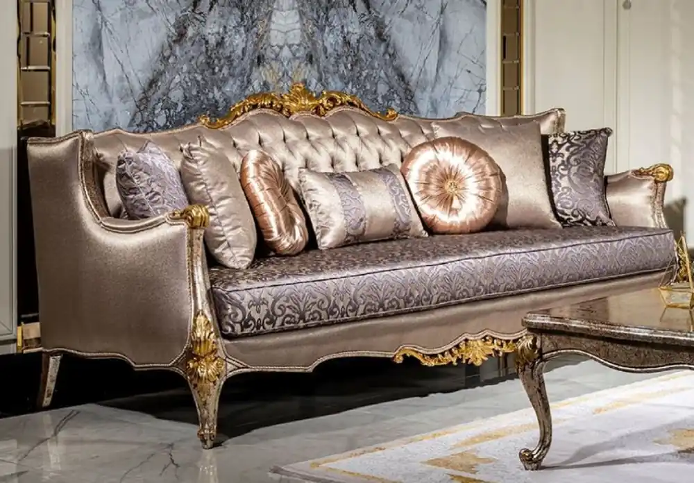 Casa Padrino Luxus Barock Sofa Silber / Lila / Antik Silber / Braun / Gold - Handgefertigtes Wohnzimmer Sofa mit elegantem Muster und dekorativen Kissen - Wohnzimmer Möbel im Barockstil Aktuell