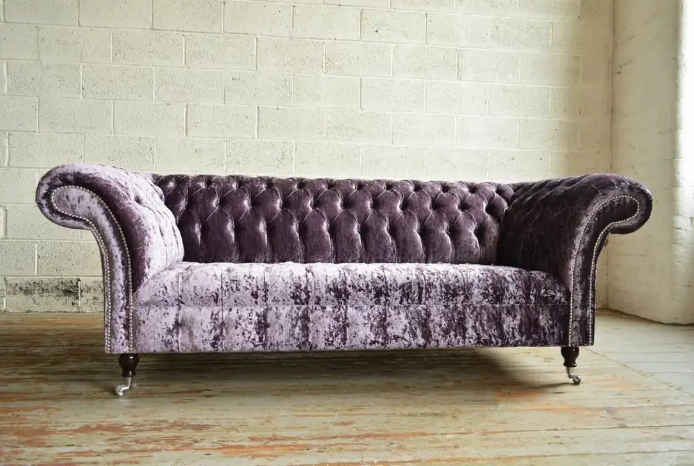 Stilvoller Lila Chesterfield Dreisitzer Luxus Wohnzimmer 3-er Couch Echt