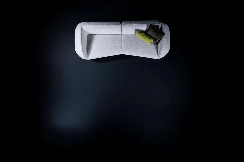 Designer Graues Sitzsofa Polstermöbel Wohnzimmer Modern Viersitzer Neu Angebot